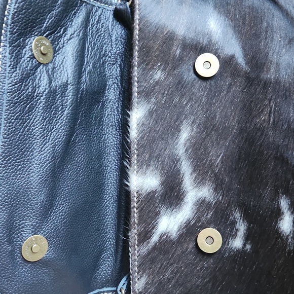 Myra  fur and leather crossbody bag with western flare - Picture 6 of 13